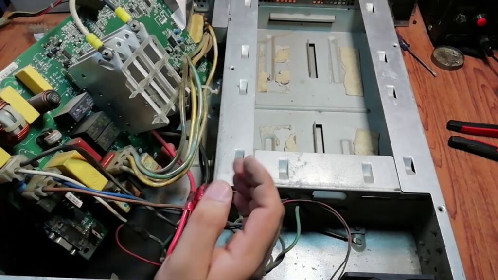 APC UPS Service Center Bangalore 5 apc ups services center photos engineering checking ups