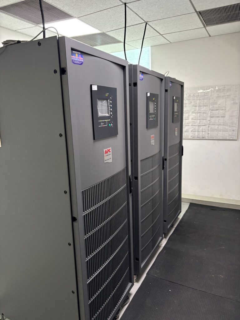Array of APC UPS models from entry‑level to industrial units